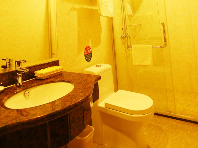 Bathroom 4, GreenTree Inn Anhui Anqing Guangcaisiqi Business H, Anqing