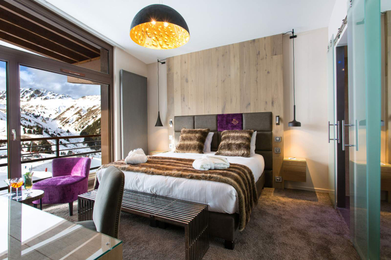Bedroom 3, Hotel Daria-I Nor by Les Etincelles, Isère