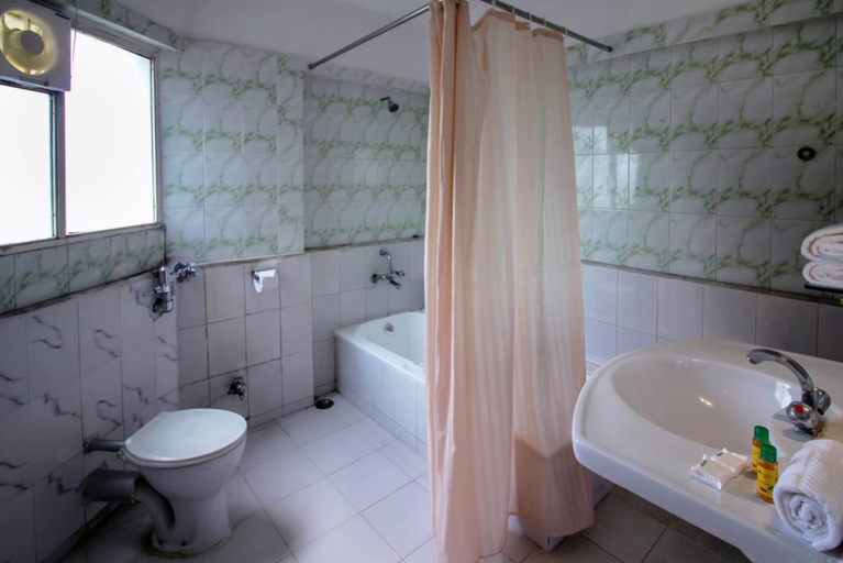 Bathroom 4, FabHotel Suryakiran Chinchwad, Pune