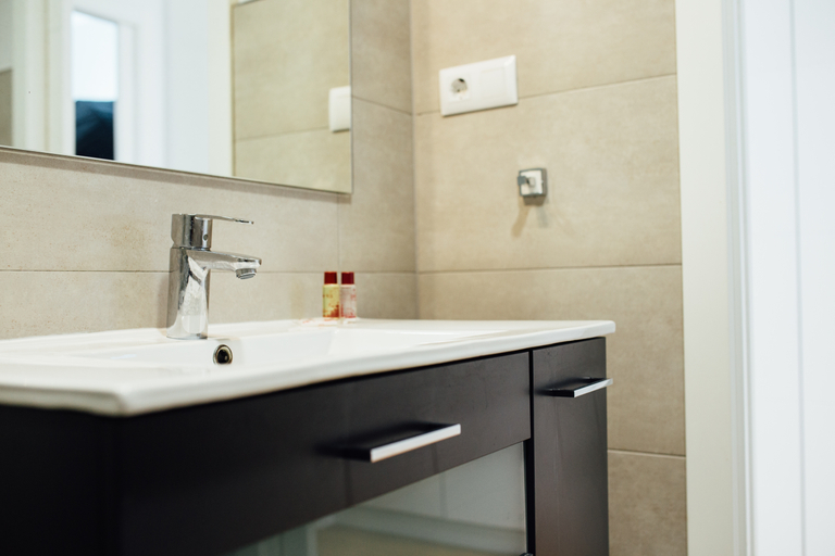 Bathroom 4, Valencia Centre Turia, Valencia