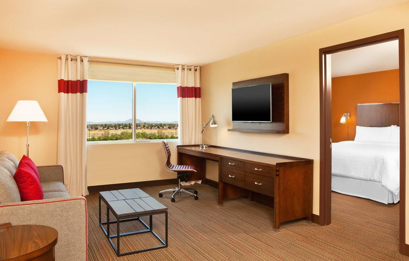Exterior & Views 2, Four Points By Sheraton At Phoenix Mesa Gateway Airport, Maricopa