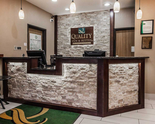 Public Area 2, Quality Inn Indianola, Warren