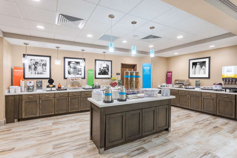 Public Area 3, Hampton Inn & Suites Mary Esther-Fort Walton Beach, Okaloosa