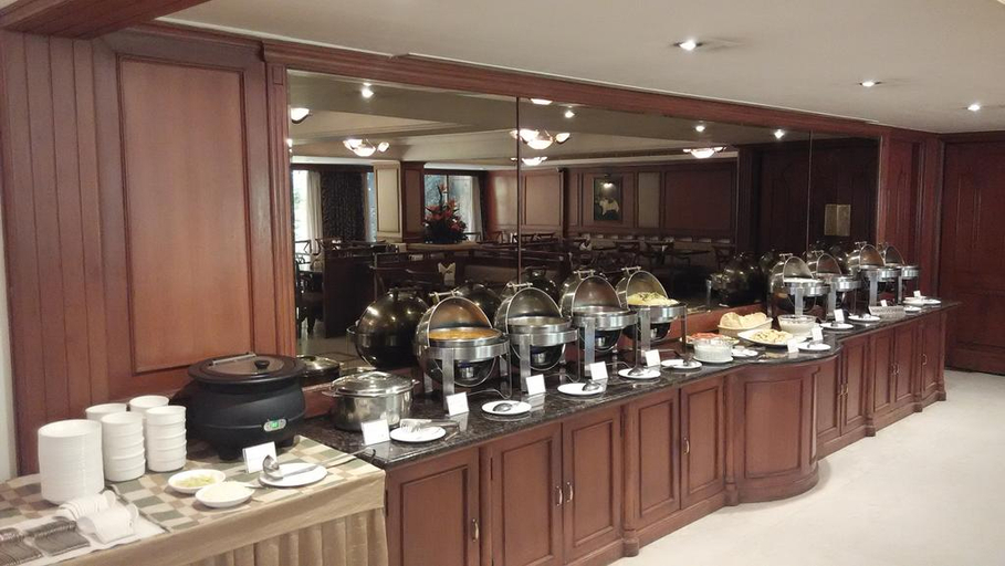 Food & Drinks 5, The Rialto Hotel Bangalore, Bangalore