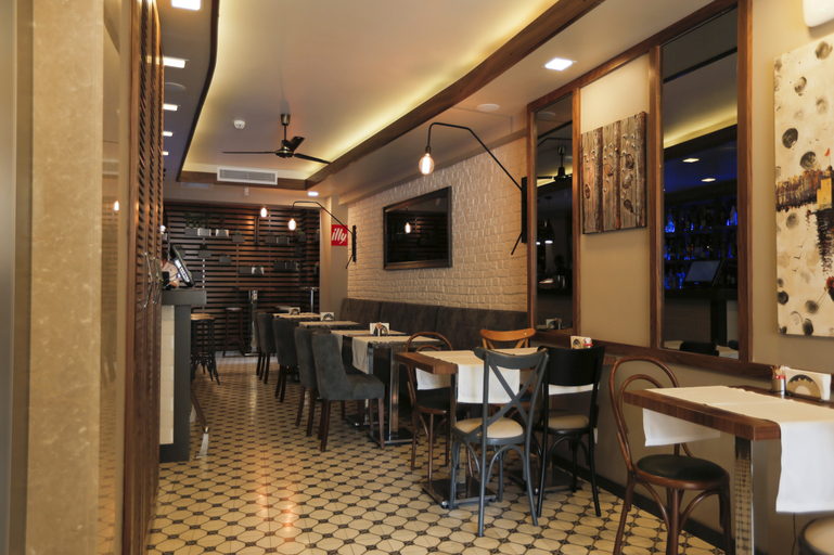 Food & Drinks 5, Mien Suites Istanbul, Beyoğlu
