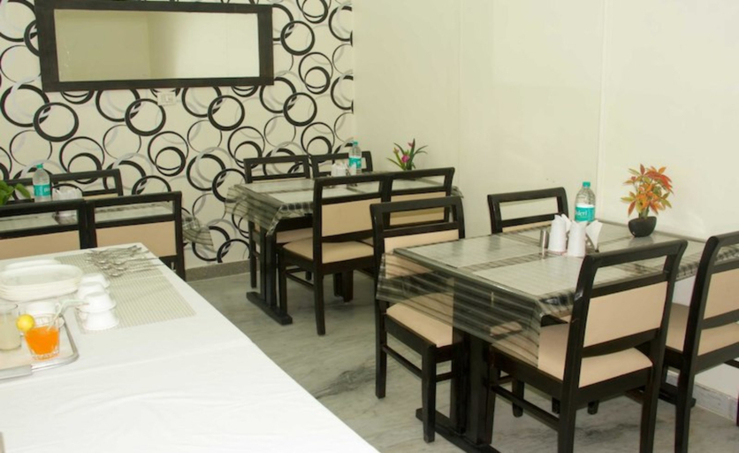 Sport & Beauty 4, The Radiance Hotel Near Ganga Ram & BLK Hospital, Delhi