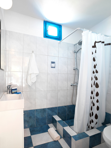 Bathroom 5, Thalasea Kimolos, South Aegean
