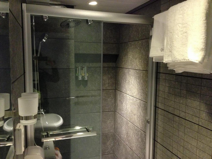 Galaxy Hotel Causeway Bay HK, Wan Chai