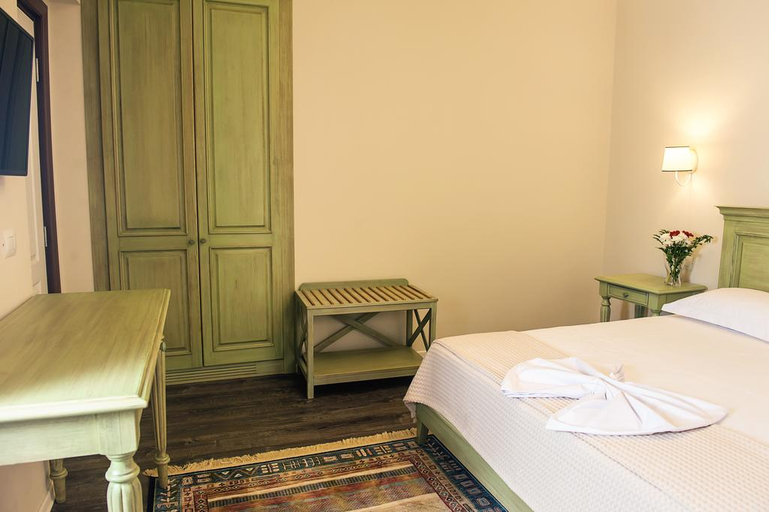 Bedroom 3, Hotel Vila Bregu, Tiranës
