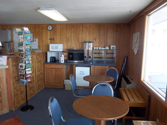 Public Area 2, Knights Inn Cozad Lexington Area, Dawson