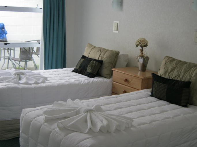 Bedroom 4, Palm Court Motel, Otorohanga