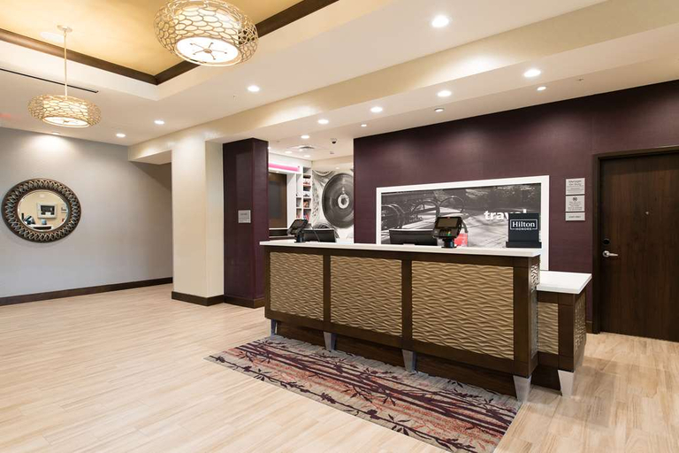 Public Area 2, Hampton Inn & Suites Walterboro, Colleton