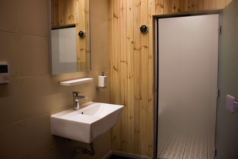 Bathroom, Al Ahsa Grand Hotel, Al Ahsa