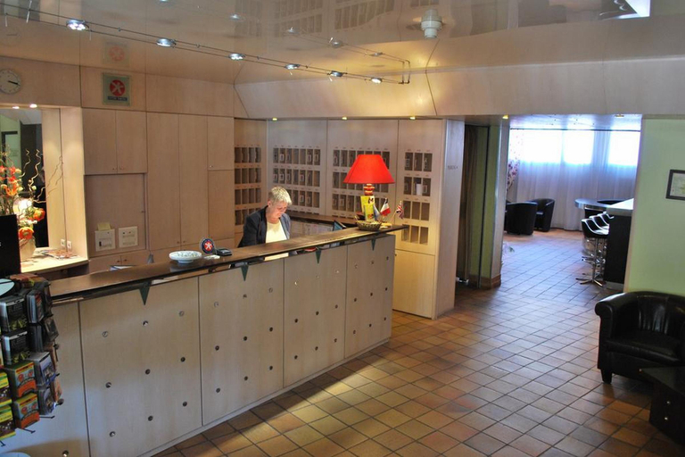 Public Area 2, Brit Hotel Cahors - Le France, Lot