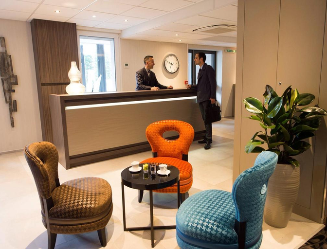 Public Area 3, Ibis Styles Saint-Quentin, Aisne