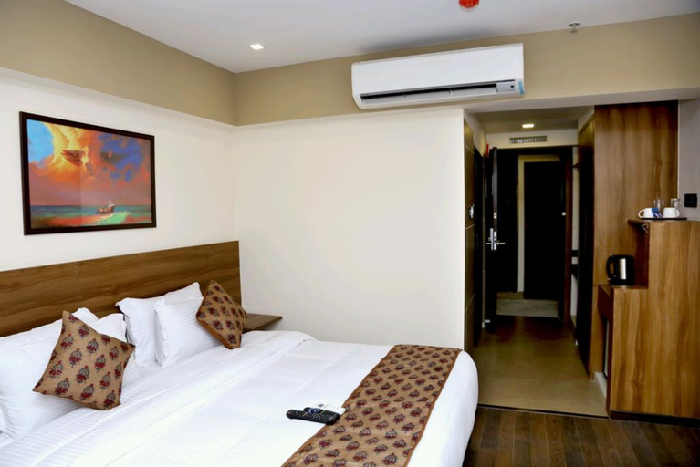 Public Area 3, Hotel Mumbai House, Mumbai Suburban