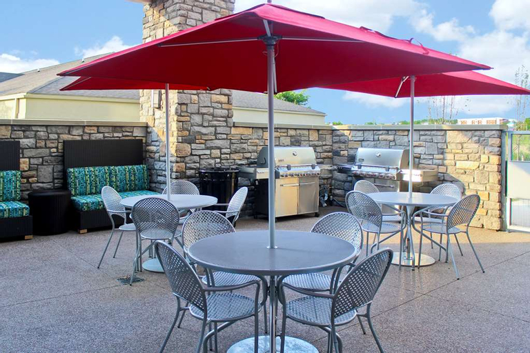 Home2 Suites by Hilton Stow, Summit