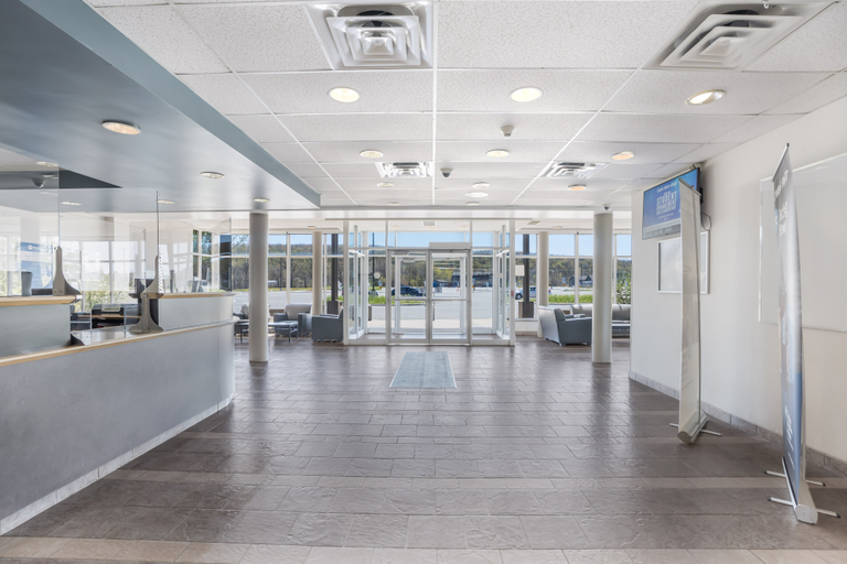 Public Area 2, Residence & Conference Centre- Niagara-on-the-Lake, Niagara