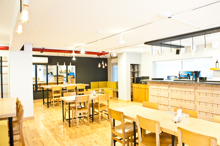 Food & Drinks 5, Bloomrooms @ Indiranagar, Bangalore