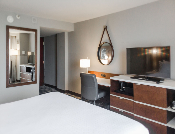 Bedroom 3, Radisson Hotel Memphis East, Shelby