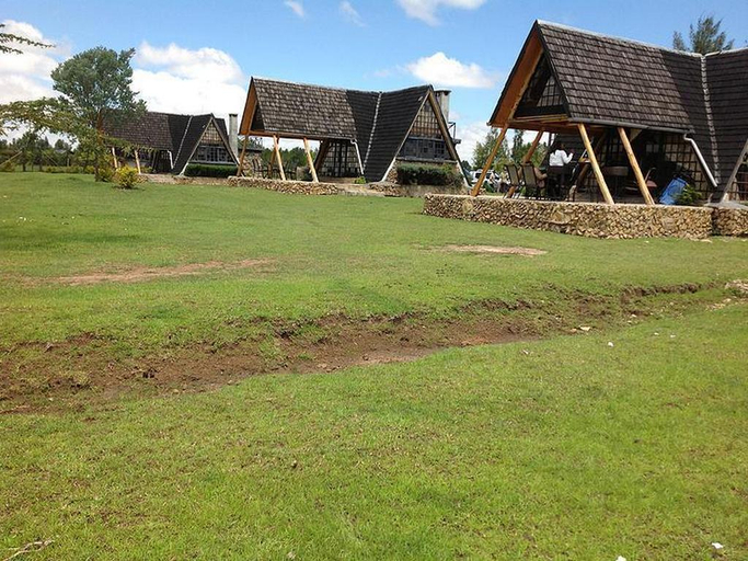 Exterior & Views 2, Samawati Lakeside Cottages, Ol Jorok