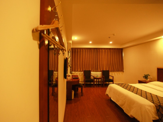 Bedroom 4, GreenTree Inn YongDa Street Express Hotel, Yantai