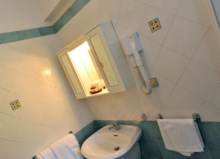 Bathroom 3, Tramonti Green, Salerno