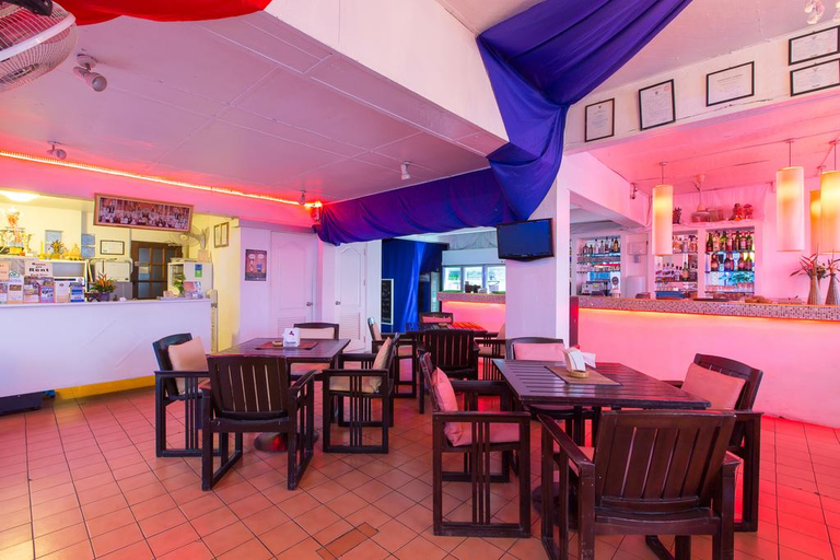 Public Area, Connect Guesthouse, Phuket Island