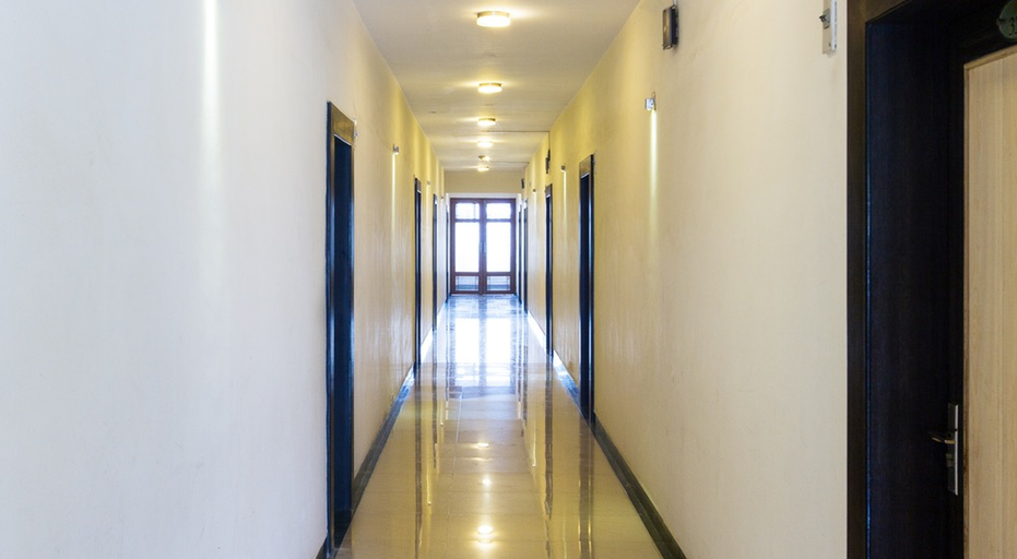 Public Area 2, Treebo Niraali Executive, Hinjewadi, Pune