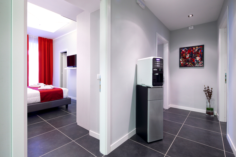 Bedroom 3, NearHome Smart Suites, Rome