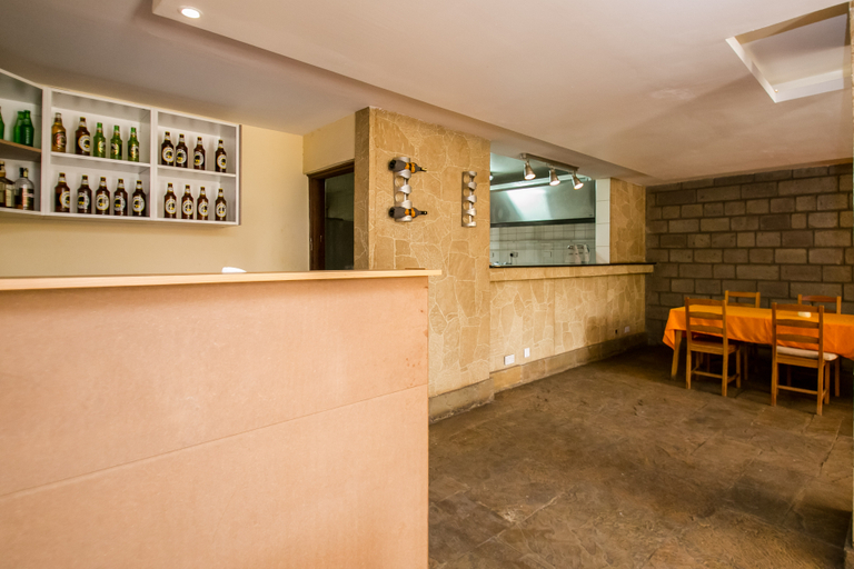 Public Area 3, Kates Apartments, Westlands