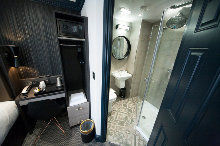 Bathroom 4, House of Toby, London
