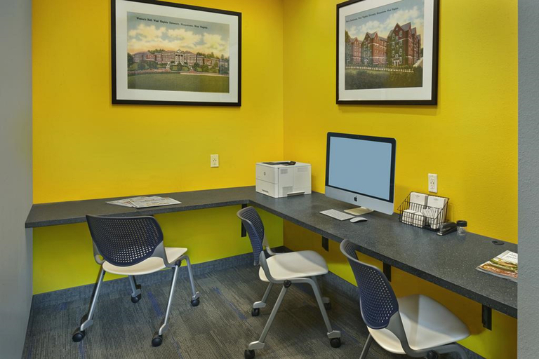 Public Area 3, Scholar Morgantown, Tapestry Collection By Hilton, Monongalia