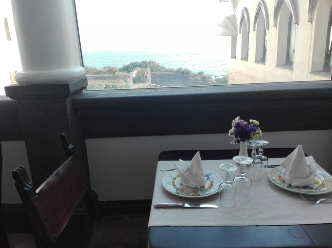 Food & Drinks 5, Casa Restino El Morisco, Napoli