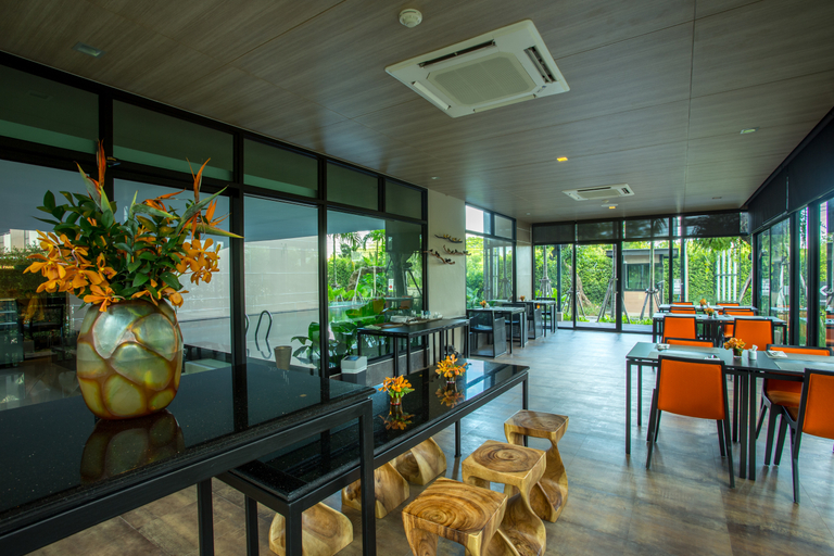 Food & Drinks 5, Hyde Park Chiangmai, Muang Chiang Mai