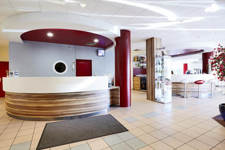 Public Area, Logis Hotel le Neron, Isère