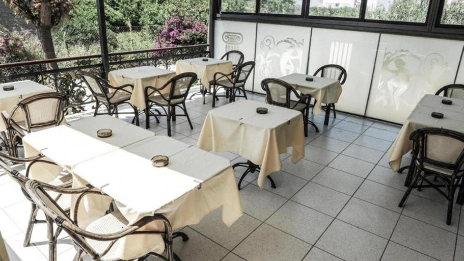 Food & Drinks, Smart Accommodation Rhodes, South Aegean