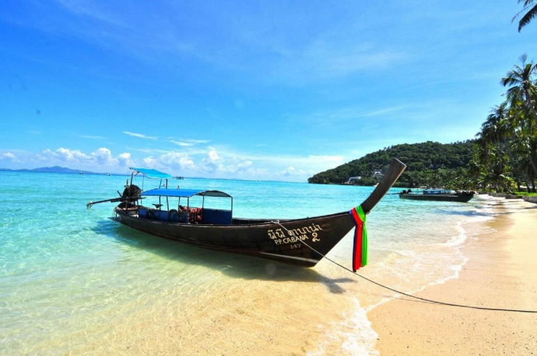 Others, Phi Phi Little Star