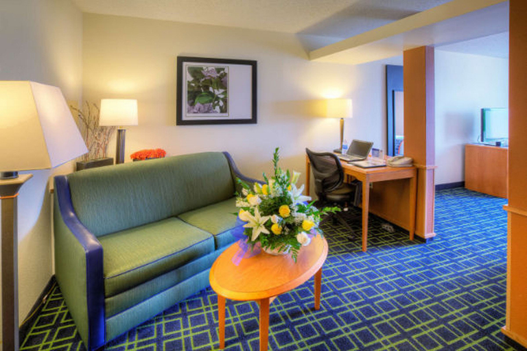 Bedroom 3, Fairfield Inn & Suites Laredo, Webb