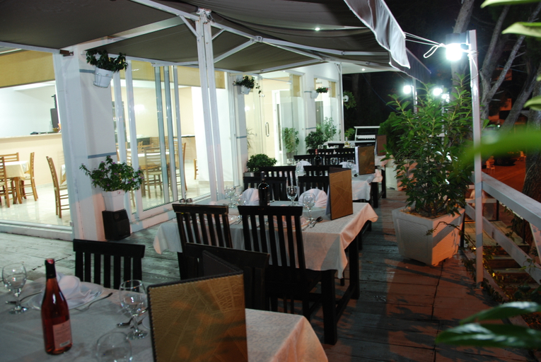 Public Area 3, Hotel Sunrays, Sarandës