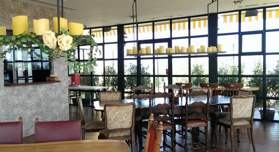 Food & Drinks 5, Lertnimit Boutique Hotel, Hua Hin