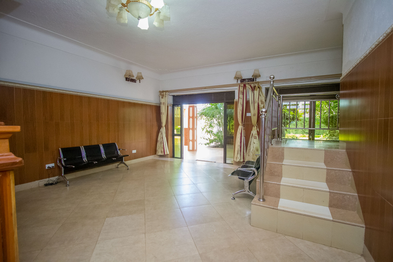 Public Area 3, Hibis Hotel, Entebbe
