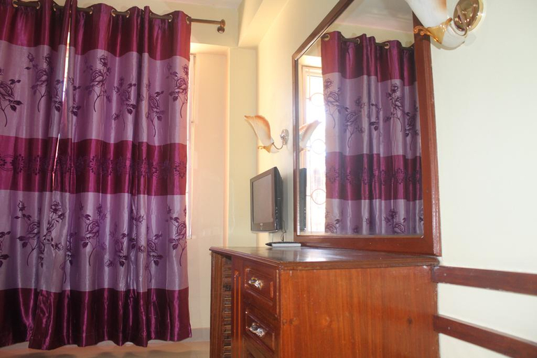 Public Area 5, Iris Hotel, Ilala
