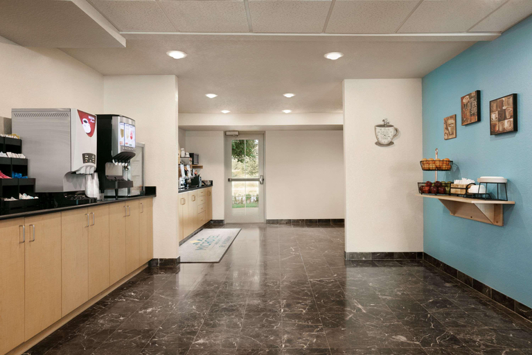 Public Area 3, Microtel Inn & Suites by Wyndham Culpeper, Culpeper