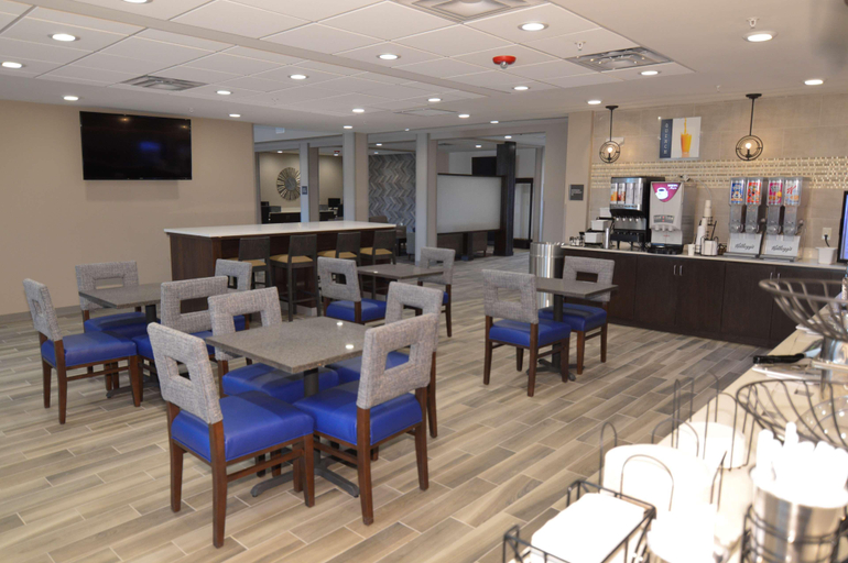 Food & Drinks 5, False River Hotel, Pointe Coupee