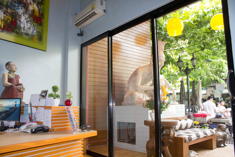 Public Area 5, Villa Cha Cha Khaosan Rambuttri, Phra Nakhon
