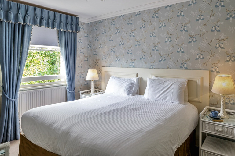 Bedroom 2, NO1 THE MANSIONS BY MANSLEY, London