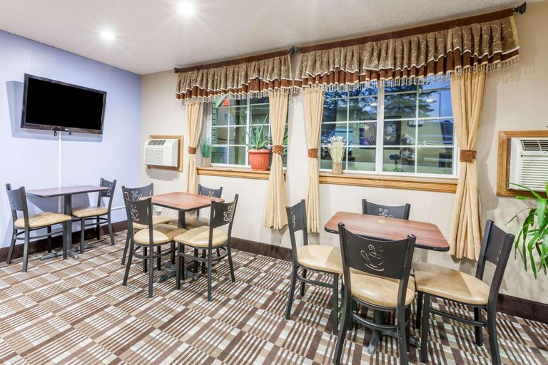 Others 5, Super 8 by Wyndham Johnstown/Gloversville, Fulton