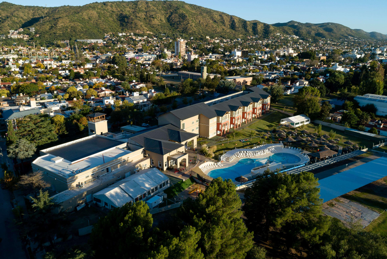 Exterior & Views 2, Howard Johnson Villa Carlos Paz, Santa María