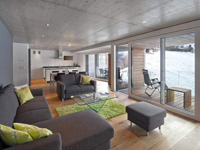 Public Area, Sera Lodge, Visp
